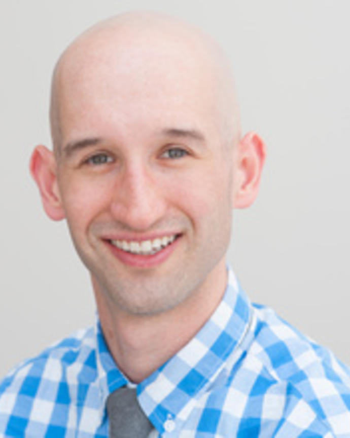 Zach MacKenzie Photo